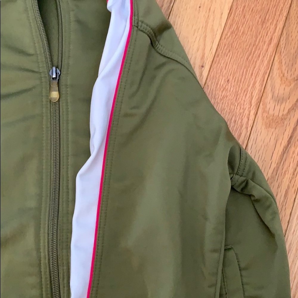 Puma track jacket! - Picture 8 of 8